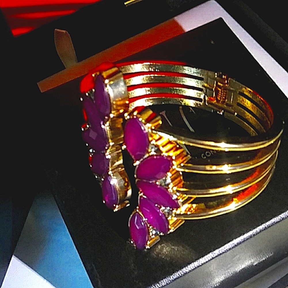 INC Fuchsia Crystal Hinge Bracelet NWT